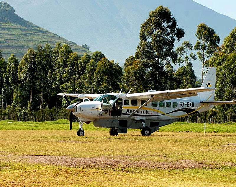 10-days-uganda-flying-safari