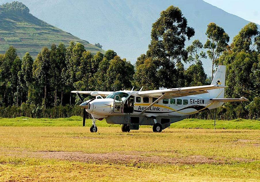 10-days-uganda-flying-safari